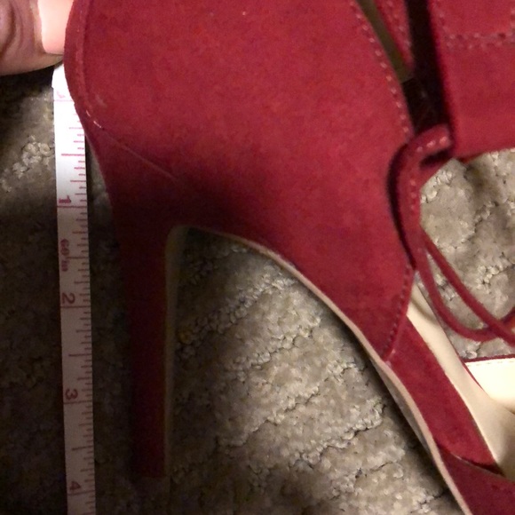 NWOT burgundy pumps Perfect condition - Picture 7 of 8